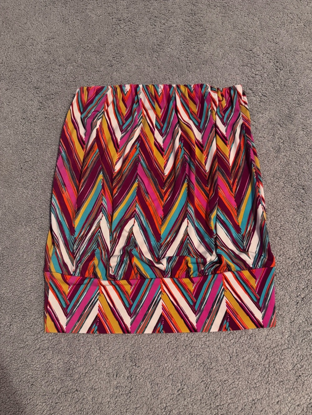 Veronica M Chevron Strapless Top